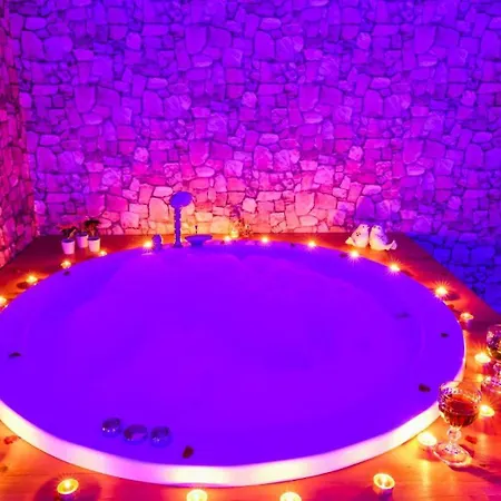 Uzumlu Village Secluded With Pool