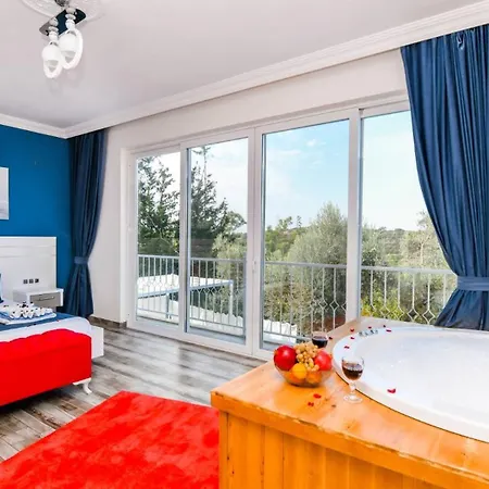 Villa Uzumlu Village Secluded With Pool Kalkan
