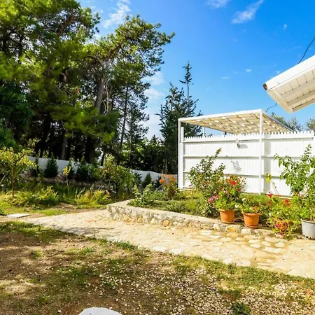 Uzumlu Village Secluded With Pool *