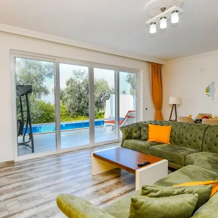 Uzumlu Village Secluded With Pool