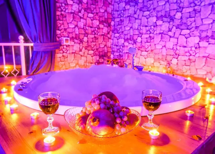 Uzumlu Village Secluded With Pool Villa