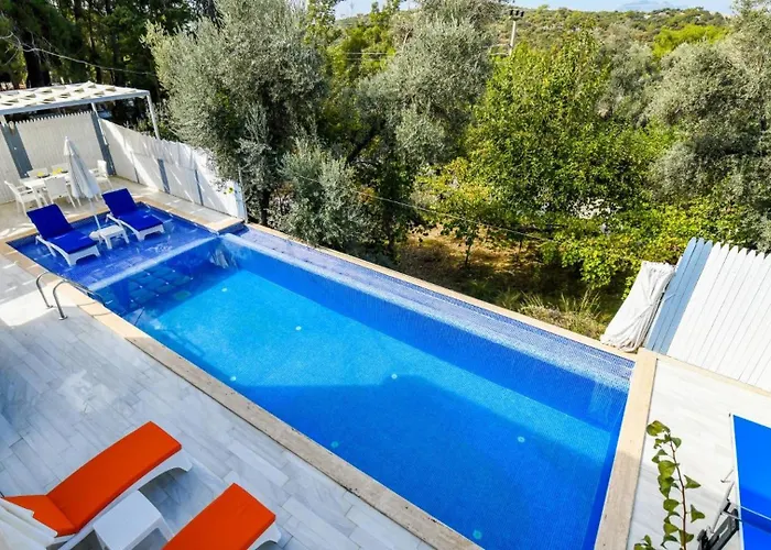 Uzumlu Village Secluded With Pool *