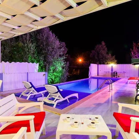 Uzumlu Village Secluded With Pool *
