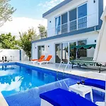 Uzumlu Village Secluded With Pool Villa *