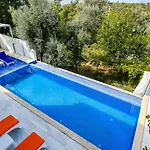 Uzumlu Village Secluded With Pool *